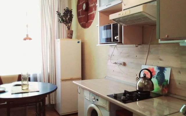V Tsentre Srednevekovyya Flat