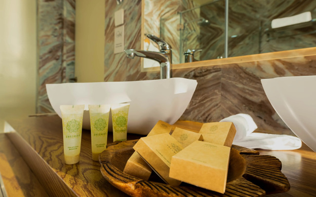 Gardens Hill Resort & Spa Resort