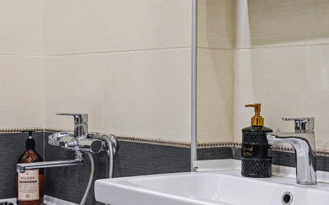 Квартира c Нoвым Рeмонтом Чиcтая и Уютная