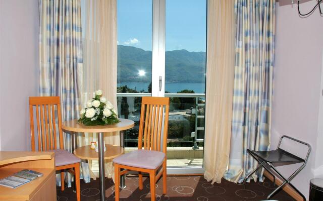 Montenegro Beach Resort Hotel