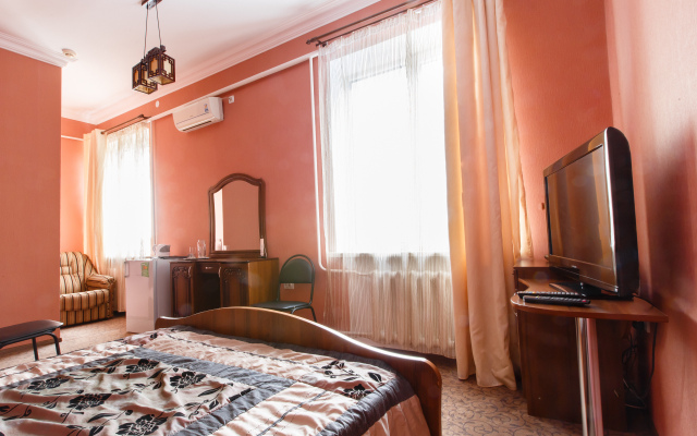 Zvezdnyij Hotel