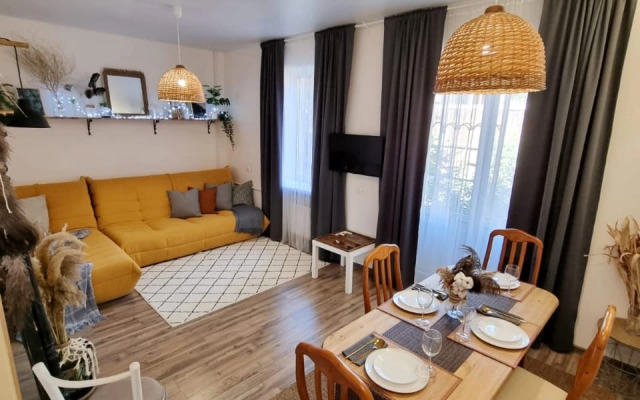 2kh Komnatnaya V Tsentre Goroda Flat
