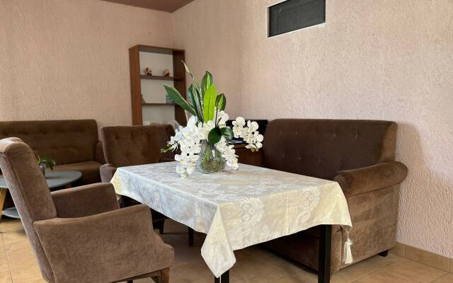 AidaIda Guest House