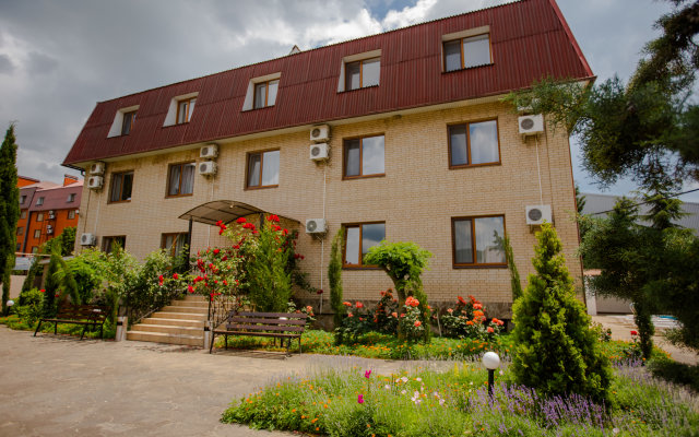 Usad'ba Zolotyie Vorota Hotel