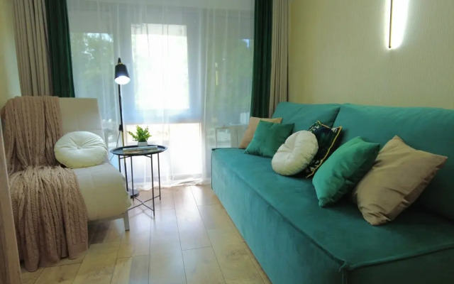 Apartments Queenstay Tropikana Na Voykovskoy
