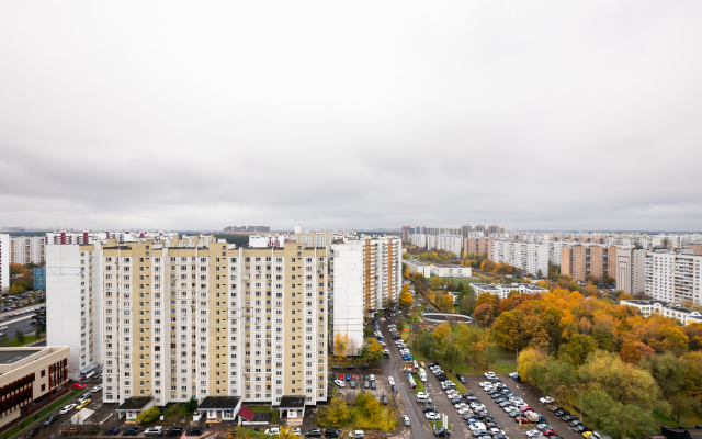 Gosti Lyubyat u metro Novoperedelkino Bezhevaya Flat