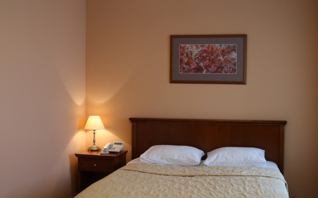 Отель Кристалл