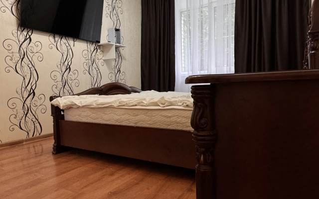 Квартира Двухкомнатная Кирова 6