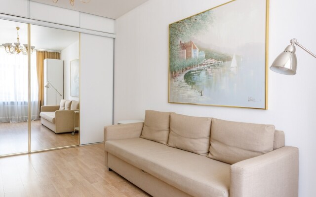 Three-Bedroom Apartment on Tverskaya