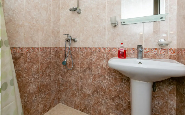 Aleksandros Guest House