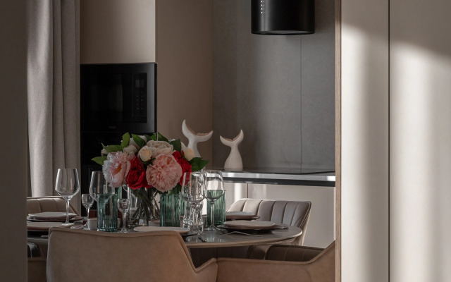 Granat s Basseynom i Mangalnoy Zonoy Villa