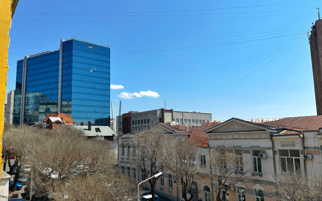 S Novym Remontom V Samom Serdtse Vladivostoka Flat