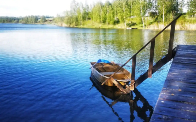 Частный дом коттедж с пятью комфортабельными спальнями