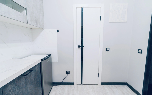 Studiya U Yablonevogo Sada Flat