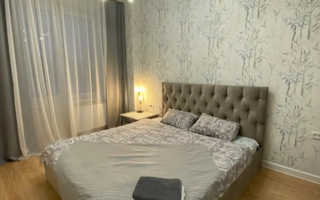 Квартира Поделам Светлая рядом с Radisson Blu