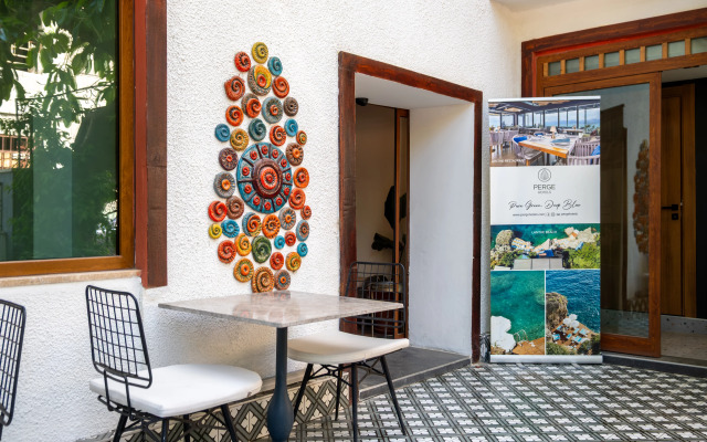 Perge Pine Green Boutique Hotel
