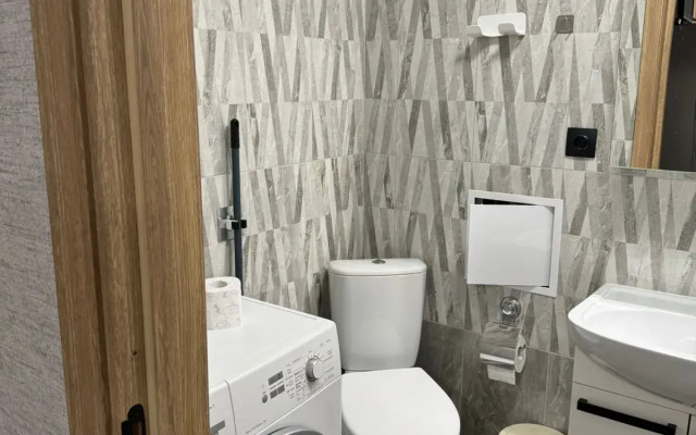 Uyutnaya Kvartirka U Naberezhnoy Apartments