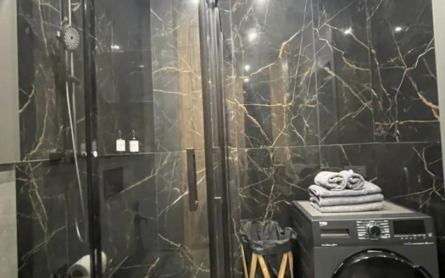 V 2-X Minutax Ot Zhd Vokzala S Sovremennym Remontom Flat