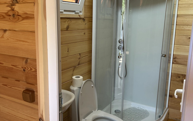 Gostevye Domiki U Tigrana Guest House