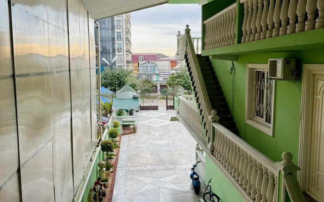 Paradiz Moreson Guest House