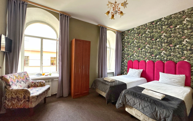 Меблированные комнаты Laika на Грибоедова