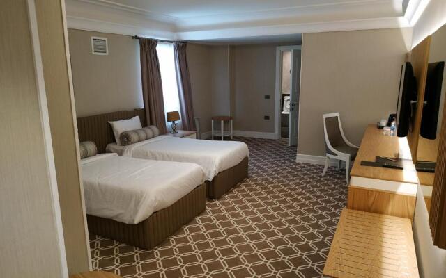 Theatrum Hotel Baku