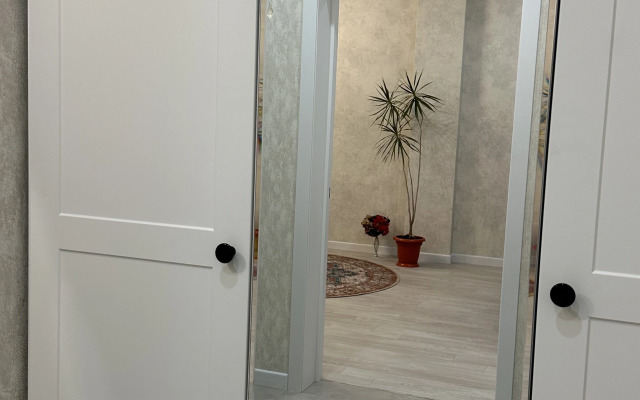 Lermontovskaya kvartira, Pyatigorsk, Pastukhova 38 3 etazh Flat