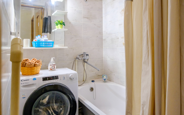 Просторная Двухкомнатная Квартира на 6 гостей в Центре Уфы ТЦ Мир Аграрный Университет