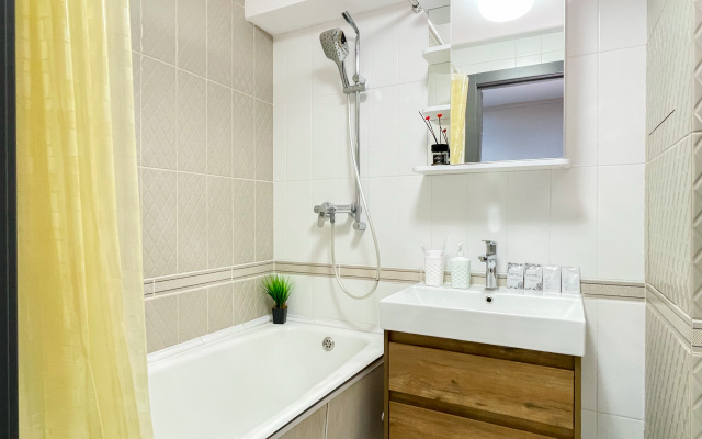 Sovremennyye uyutnyye dvukhurovnevyye 226 Apartments
