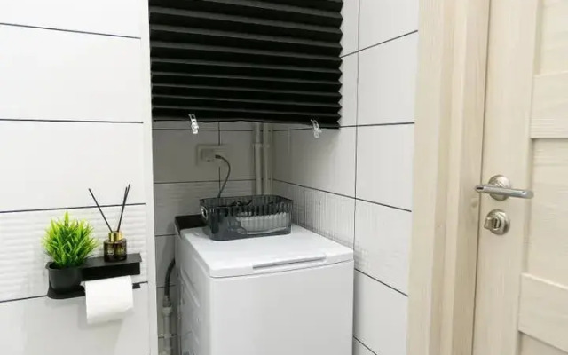 335 Na Farforovskoy 7k2 Apartments