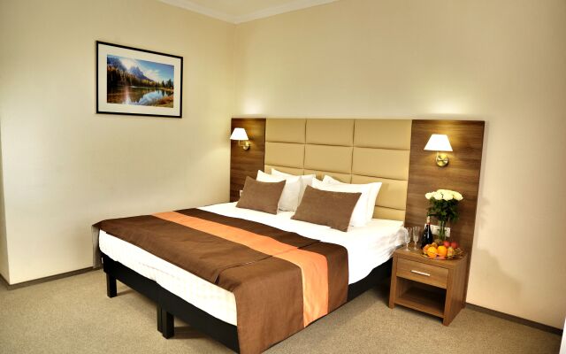 Золотые пески