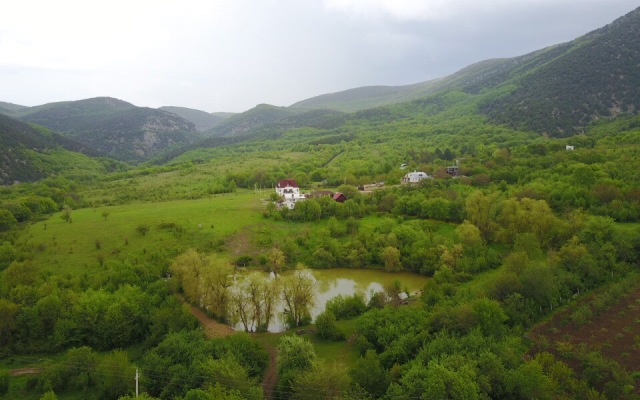 UZUNDZhA Guest House