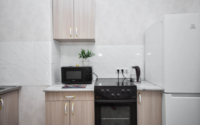 Prostornaya Kvartira Vozle SFU Flat