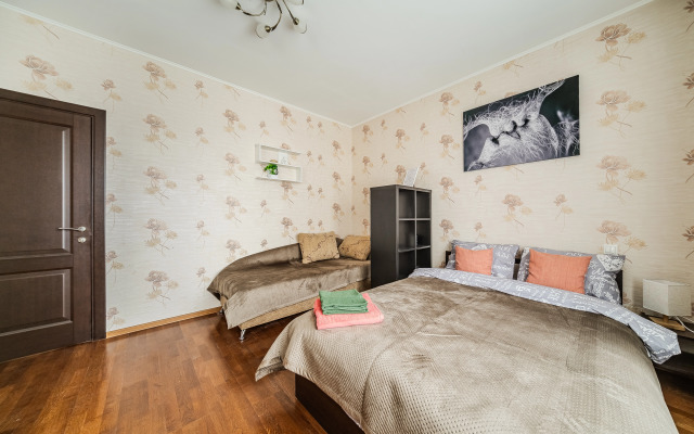 Квартира Просторная 2-х Комнатная Квартира в Московском Районе