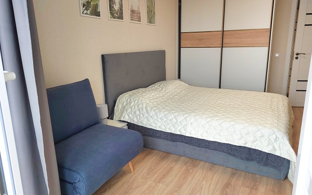 Svetlaya kvartira s prekrasnym vidom Flat