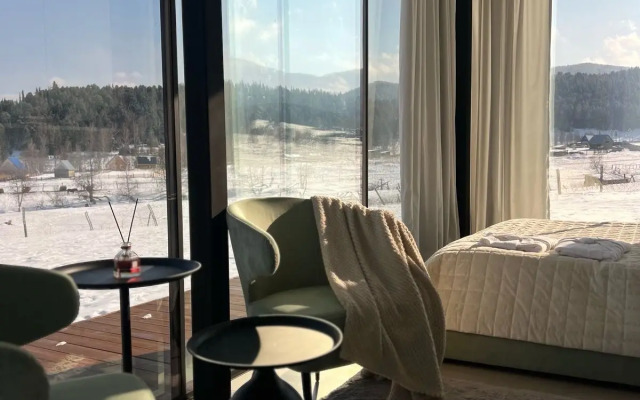 Гостевой дом Зеркальный дом в горах