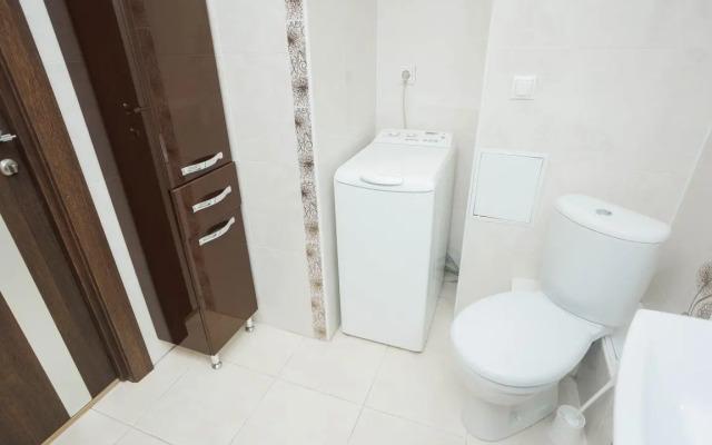 Etazhideyli Na Schorsa 103 Flat
