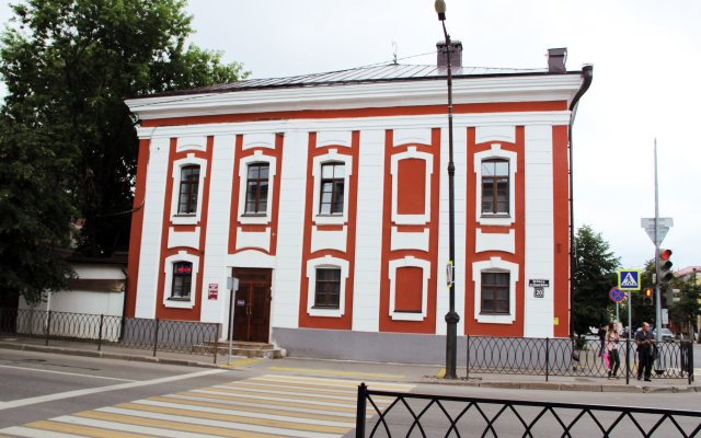 Saratsin Hostel Na Bolshoy Krasnoy