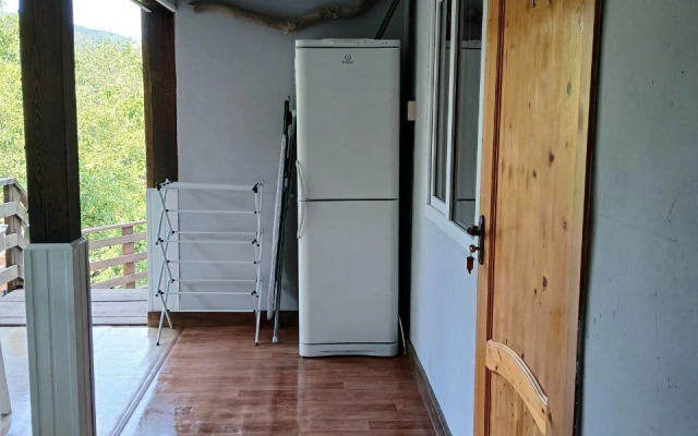 Na Pervom Etazhe Flat