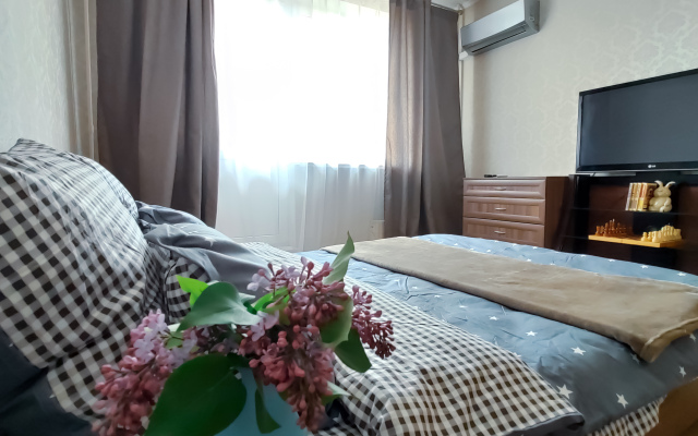 Квартира с Удобным Расположением в Шаговой Доступности от Метро Строгино