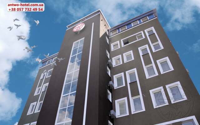 AN-2 Hotel