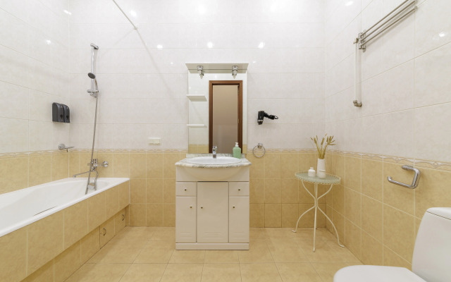 Uyutnaya Kvartira Na Moyke 32 DereMRents Flat