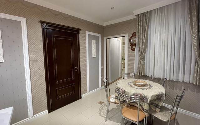 Апартаменты Анита в центре Сочи 12