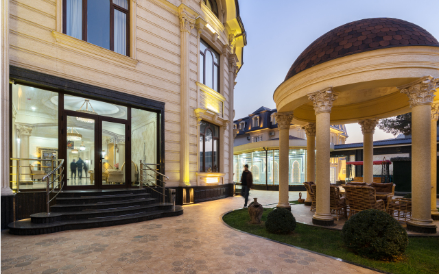 Shoxjahon Hotel
