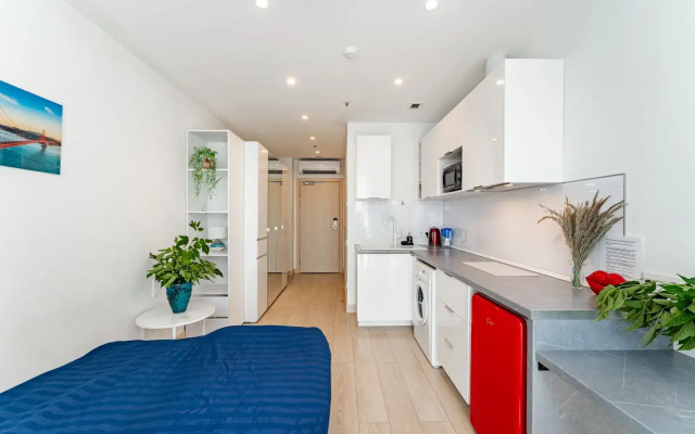 Апартаменты с личной террасой около острова мечты метро Технопарк