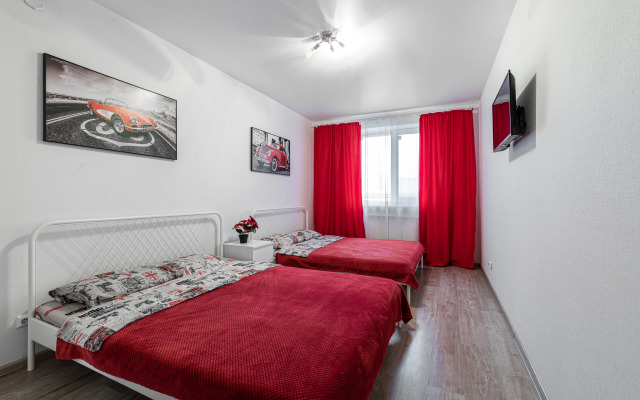 Dlya shesti person na Korotchenko Apartments