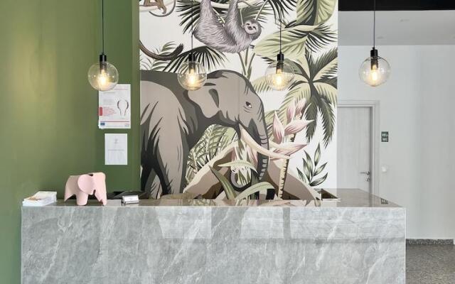 Elephant Suites Apart-Hotel