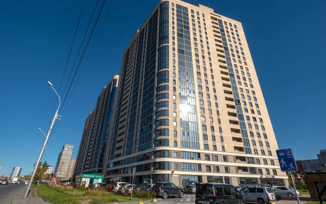 Квартира Новая студия в 5 минутах от ТРЦ Аура