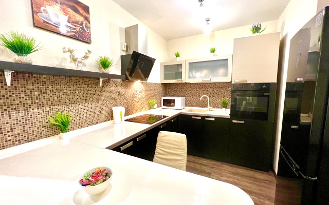 Уютные Апартаменты в ЖК Современник Нa 9 этаже (рядом с МТЛ-Арена)