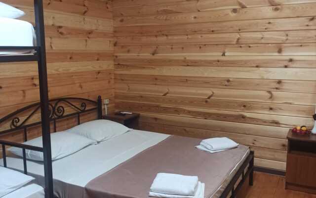 U Morya Anasyp Guest House